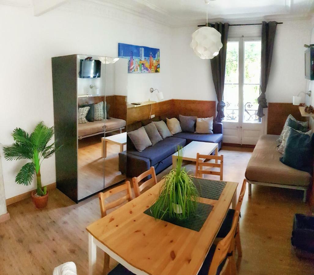 Homestay Citycenter Barcellona Esterno foto